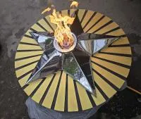 Решётка круг звезды (518198) поставка вечный огонь авторская  в Сургуте