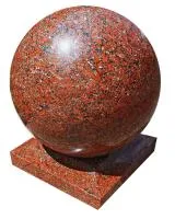 Декоративный шар из красного гранита (518208) производство - сфера арт-объект ø 500 мм. монолит массив  в Сургуте